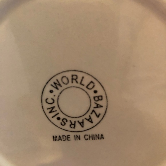 Christmas Large Serving Platter and Bowls. 3 Piece Set. NEW - Picture 6 of 6